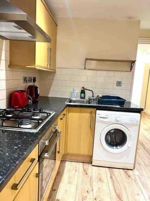 Cosy One Bedroom Flat In Central London Exterior photo